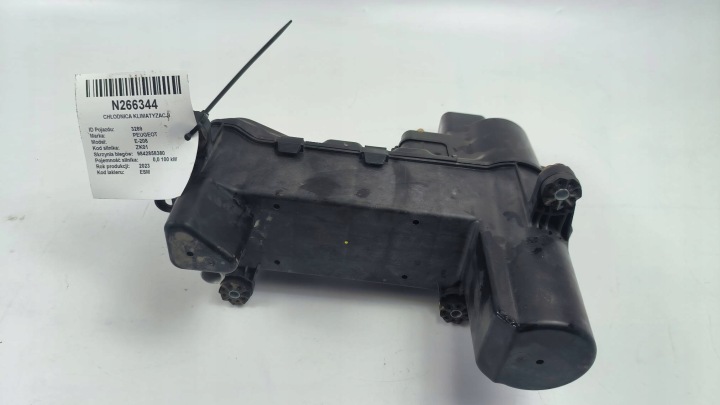 Radiateur / refroidisseur OSUSZACZ Climatisateur air conditionné 9852854580 PEUGEOT E-208