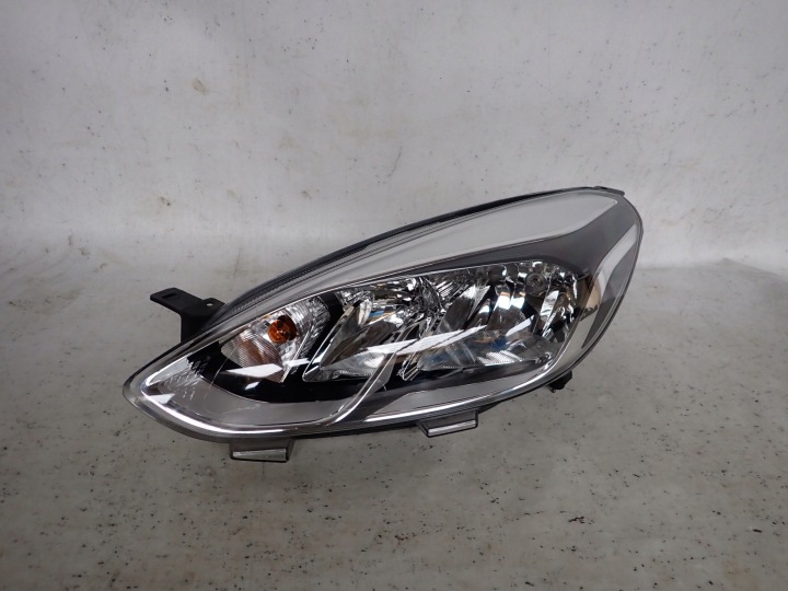 FORD FIESTA VIII 8 MK8 16-21 Licht vorne links