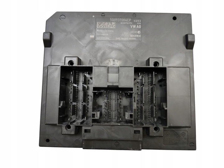 modul Bedienteil KOMFORTU BCM SKODA SUPERB III VW TIGUAN II 5Q0937084CP