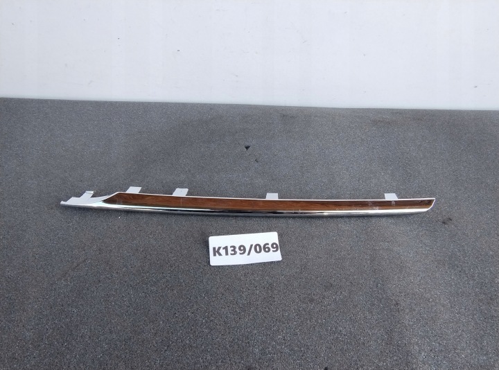 GAUCHE CHROM MOULAGE GRILLE/MASQUE MERCEDES A-KLASA W169 FL