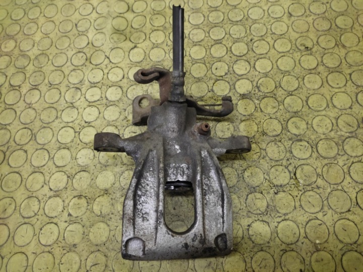 FORD MONDEO MK3 Bremssattel Bremse Sattel Brems- rechts heck