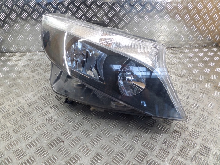 MERCEDES VITO W447 Licht rechts vorne vorne A4479067800 V-KLASA