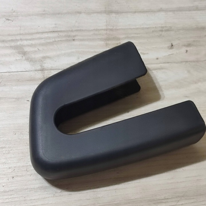 Kryt szyny zadnej kanapy Hyundai i20 (GB IB) 89547C8000