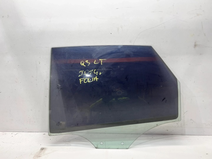 Vitre Portière Gauche Arrière AUDI Q3 8U 2014R PRZYCIEMNIANA