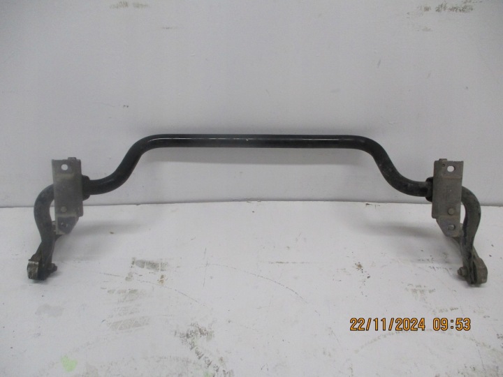 stabilisator hinterachse vorne MERCEDES B-KLASA 246 A2463203411