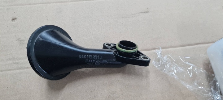 A3 S3 8V ölpumpe pumpe oil 2.0 TFSI 06K115251J VW AUDI SKODA