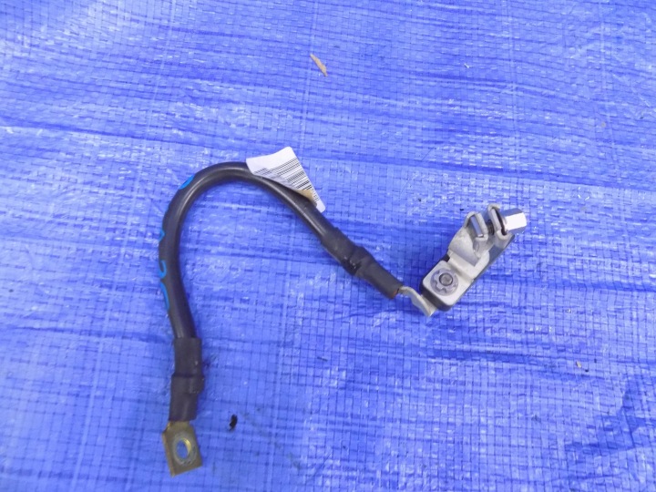 Borne cable pôle négatif VW POLO 2G 1,0B 17