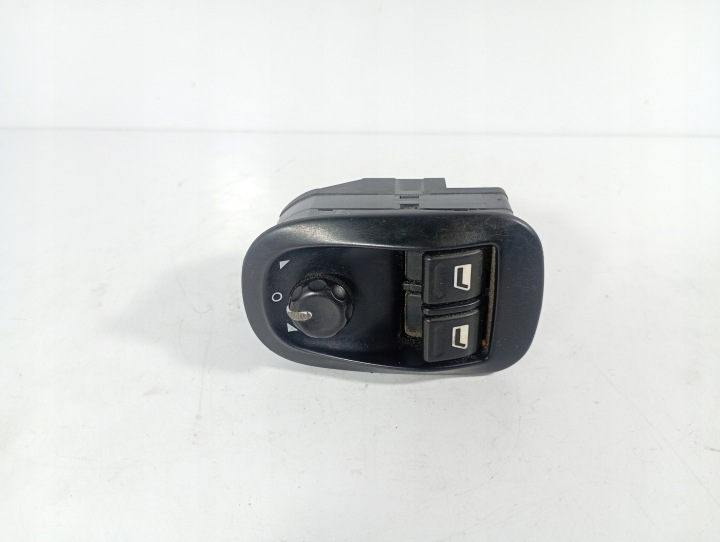 Peugeot 206 99-09 switch switch regulation REGULACJA PANEL of the window