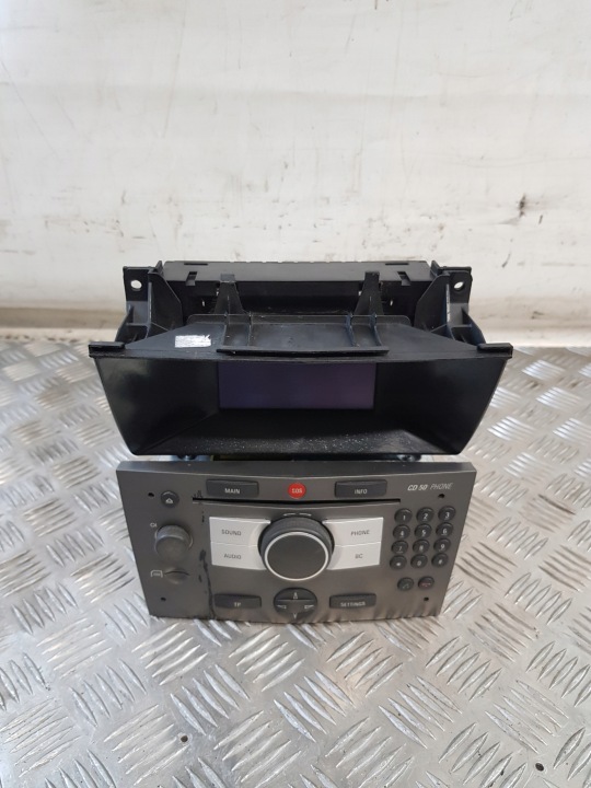 RADIO CD 50 13157571 + display 13111163 OPEL ASTRA H 05R- EUROPA