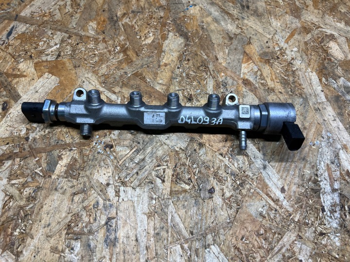 injection ramp sensor VW CRAFTER II 2.0 TDI 04L093A