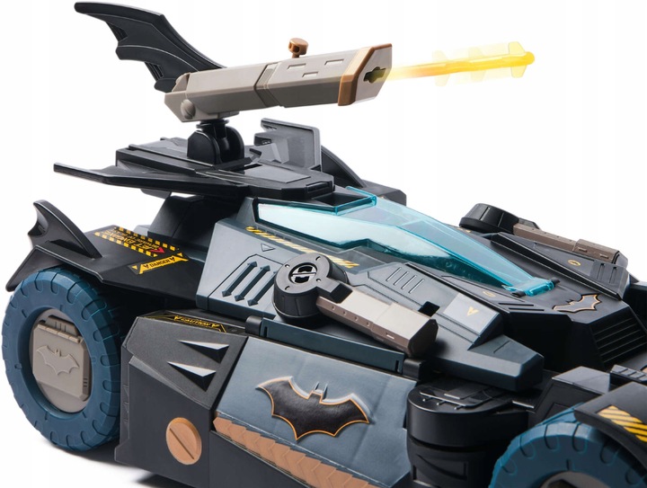 DC COMICS BATMAN ZESTAW BATMOBILE ULTIMATE TRANSFORMING + FIGURKA ŚW. DŹW. Marka Spin Master