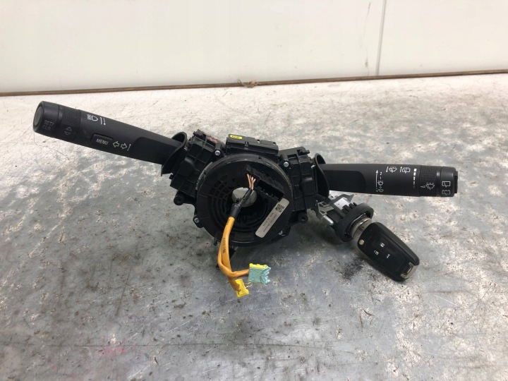 Commodo essuie glace Allumage OPEL INSIGNIA A 13504286 20939745 20817721