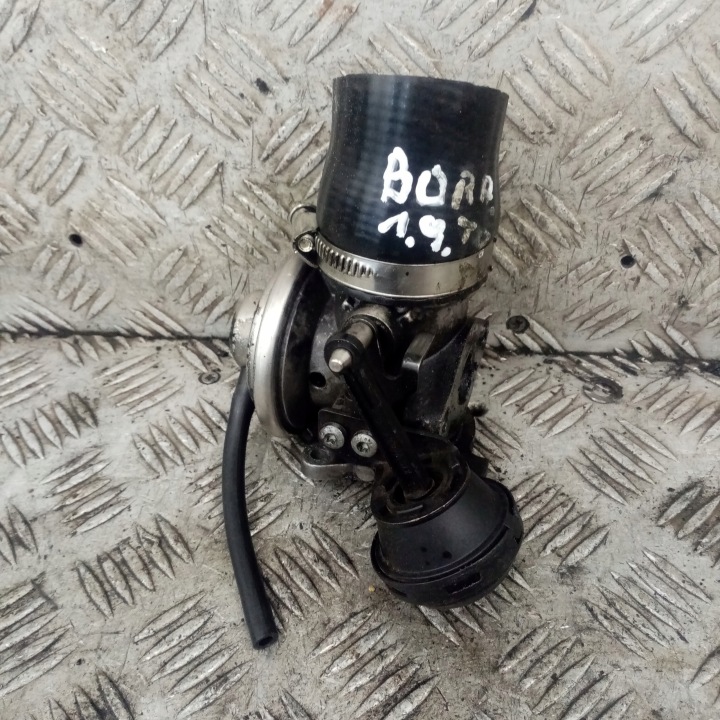 Valvola EGR VOLKSWAGEN BORA 1.9 TDI 038129637