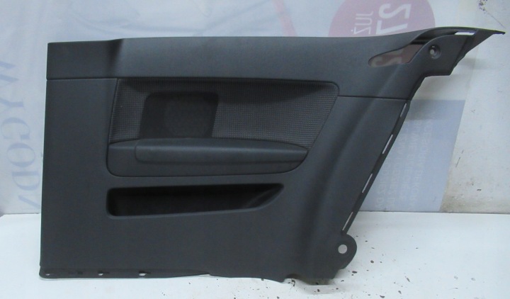 AUDI A3 8P 07R Laterale / lato PANNELLI PORTA PORTIERA Destra posteriore