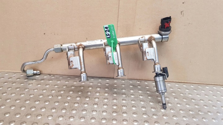 Kraftstoffverteiler Einspritzleiste Einspritzdüse FIESTA MK7 MK8 ECOSPORT MK2 FOCUS MK3 1.0 ECOB