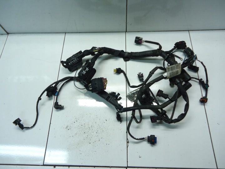 OPEL ASTRA J 1.4T A14NEL zvazok káblovačka motora 13426455