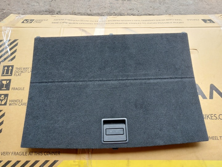 Sol Revêtement de sol Porte coffre hayon LEXUS CT200H 15r