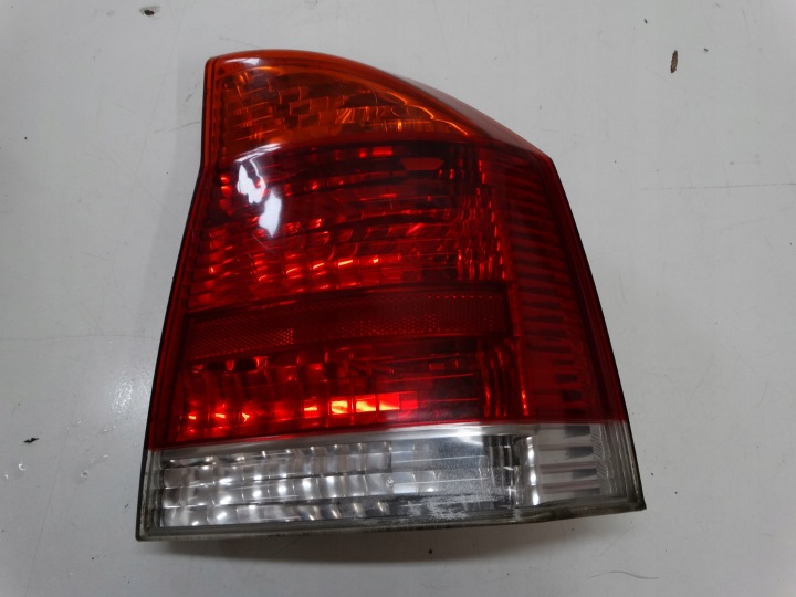 Licht rechts heck OPEL VECTRA C Sedan 9185946