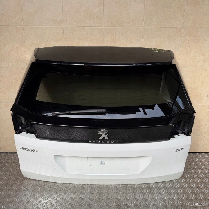 Malle / hayon coffre porte arrière Complète PEUGEOT 3008 II LIFT GT 2023 ROK KAMERA