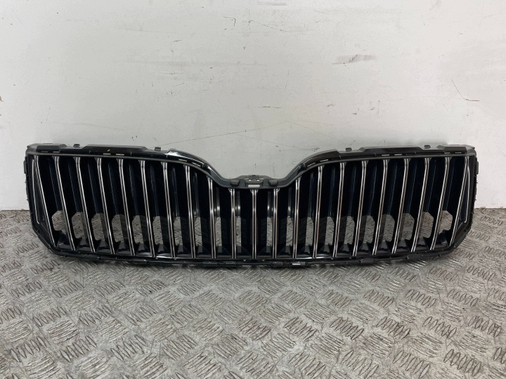 grille radiator grill front SUPERB 2 II LIFT 13- 3T0853668B