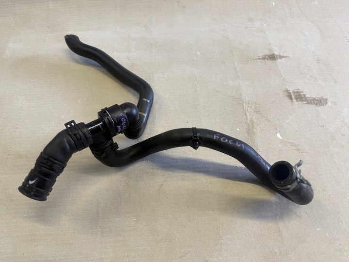 FORD FOCUS MK4 1.5 LIFT ECOBLUE vedení hadice vody JX61-18D476-VC