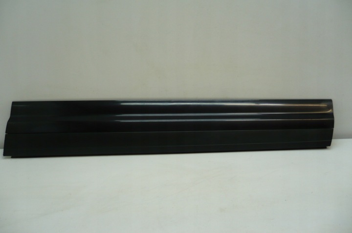 PORSCHE CAYENNE II LIFT 14-17 moulding door right front