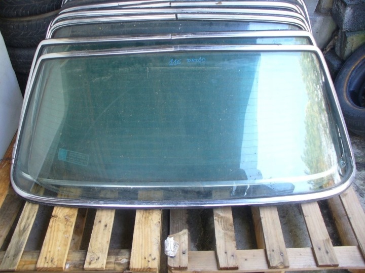 CHROM Fenster heck MERCEDES 116 SE SEL 1166780130 KPL
