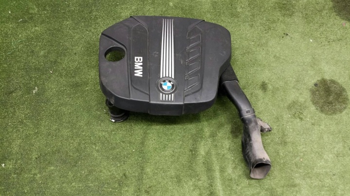 BMW X3 F25 cover of a filter, air 7811027 7811024 7812946 2.0 D