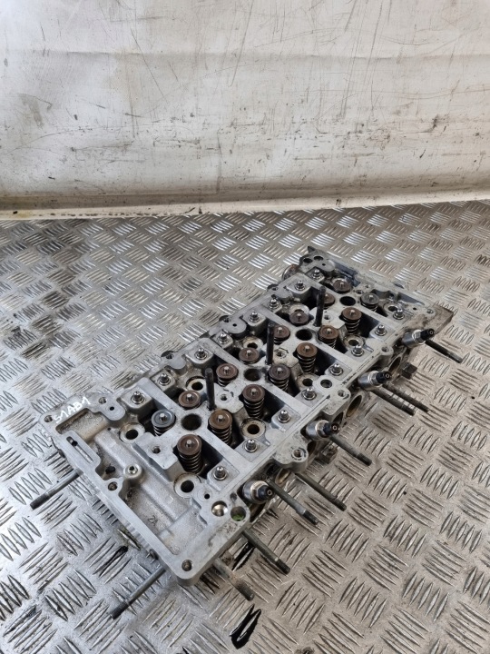 glava motora svjećice 55571949 OPEL INSIGNIA A 2.0 D