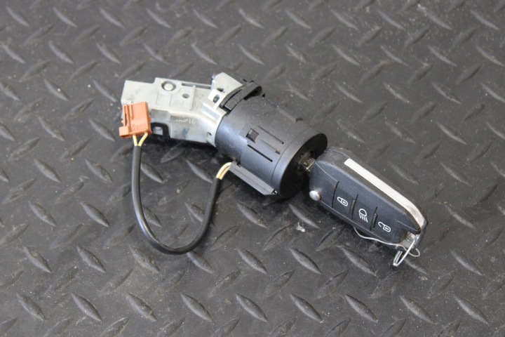 Clé Allumage 9809821077 CITROEN C3 III 3