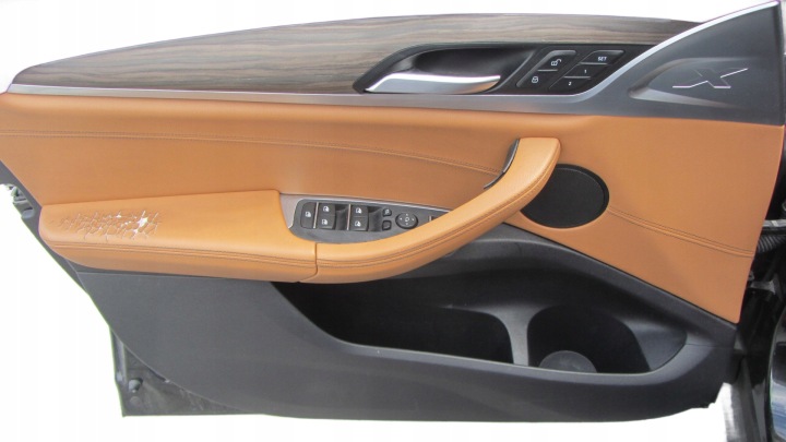 BMW X3 G01 side door driver´s left front front COGNAC BRAZOWY 7936673