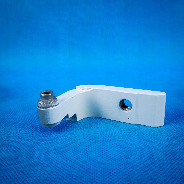 cerniera porta portiera posteriore destro inferiore BMW X5 G05 X6 G06 7333094 7420098 A96