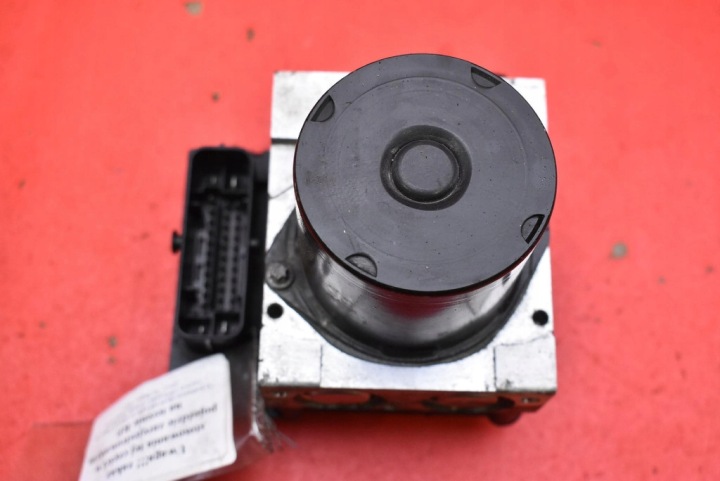 Pompe ABS 6R0614517B 0265234575 SKODA ROOMSTER 1 et 1.4 TDI 80 KM 06-10