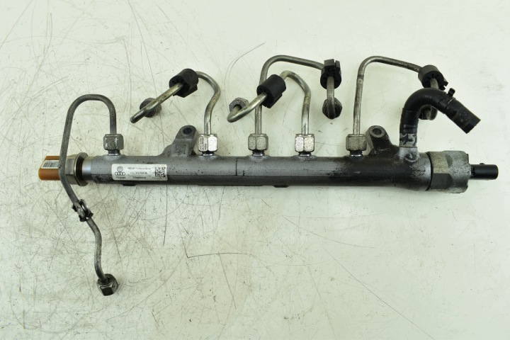 kraftstoffverteiler einspritzleiste sensor VW PASSAT B7 GOLF VI AUDI A3 8P 1.6 TDI 03L130089B