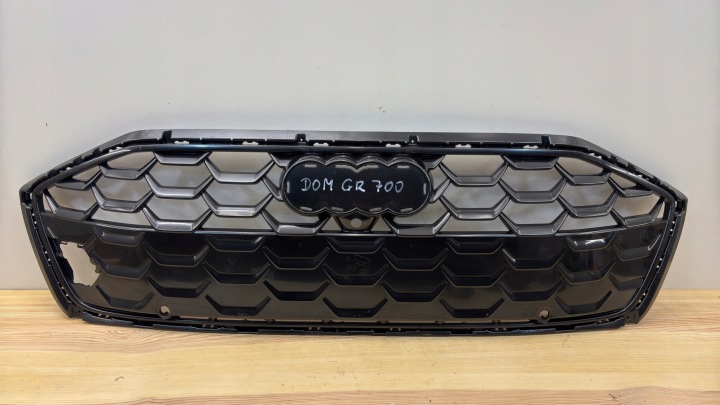 AUDI A5 B10 8B Grill Kühlergrill 23-25 ROK 8B3853653A DOMGR700