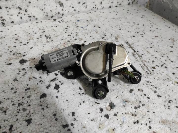 MOTOR DES SCHEIBENWISCHERS HECK AUDI 8E9955711G
