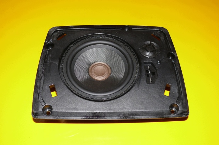 Altoparlante CENTRALNY VOLVO XC90 e 1 02-06r. 8633111 3409450