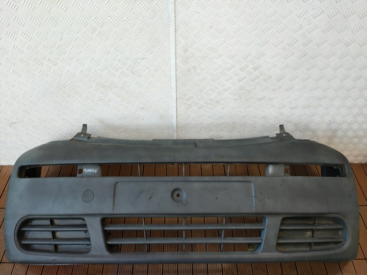 RENAULT TRAFIC II OPEL VIVARO 01-06 Paraurti anteriore Anteriore OE