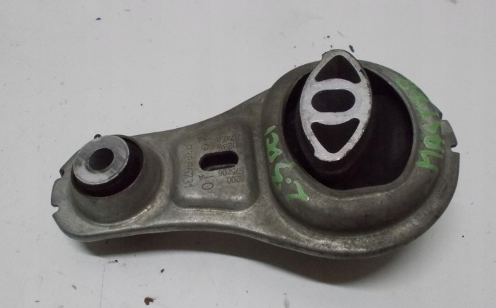 RENAULT MASTER III LIFT supporto supporti motore usato 112388746R