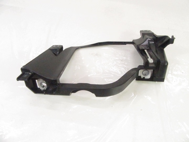 bracket holder support lights reflektora front left BMW E60 E61 sedan Kombi