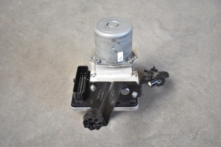 IDEALNA Pumpe Bedienteil ABS BMW G01 G02 G30 X-DRIVE 1