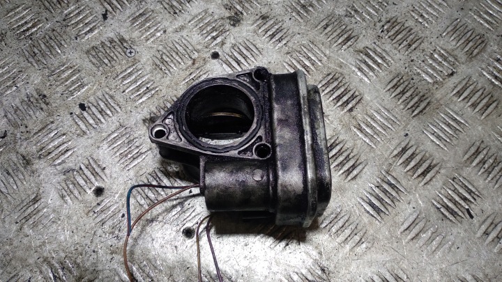 Vanne boitier papillon VOLKSWAGEN GOLF 5 Positif