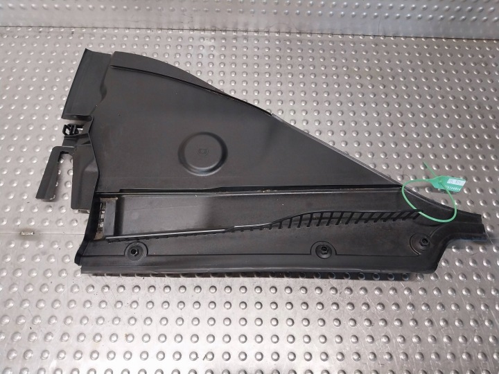kryt pod oknem levá 7240680 7265119 BMW F20 F21 F22