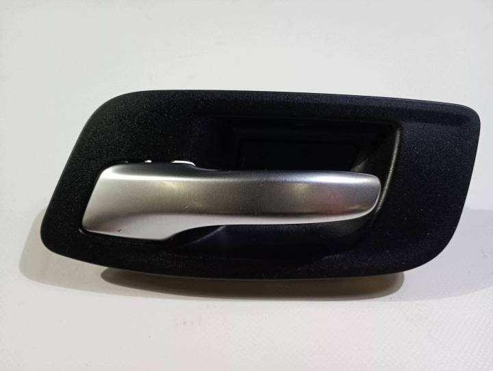 kvaka unutarnja prednji dio prednja lijeva vozača Dodge Charger 2015