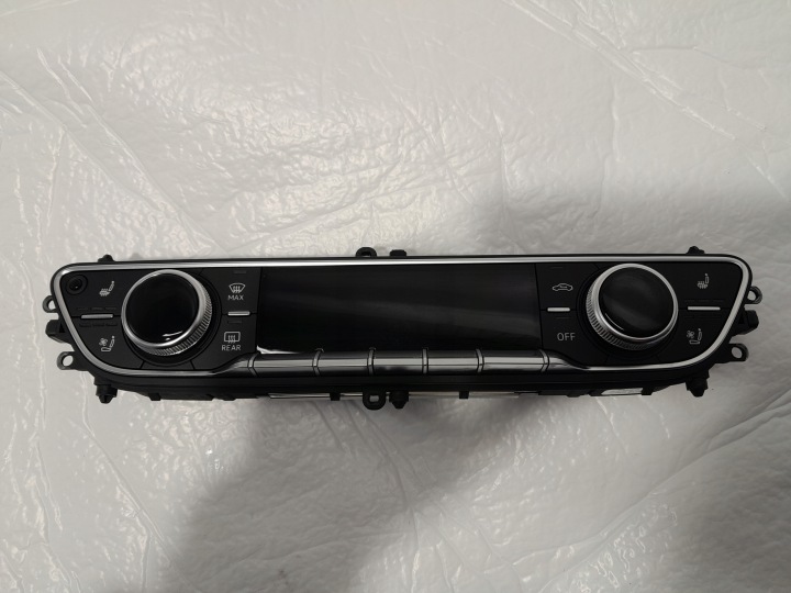 AUDI Q5 80A PANEL klimatizácii WENTYLACJI sedačka 80A820043L