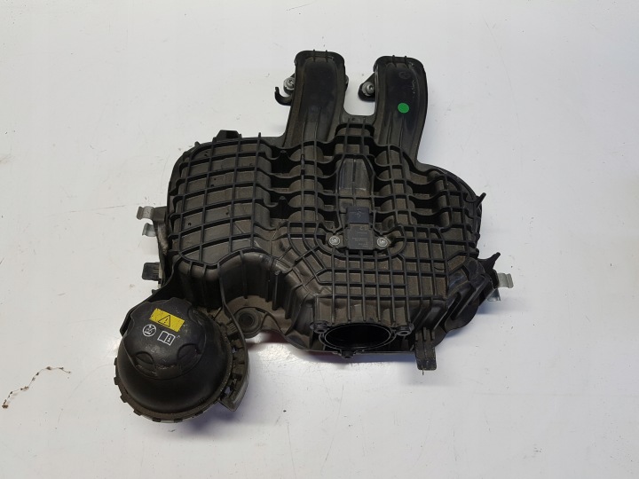 BMW I3 i01 intake manifold 8530103