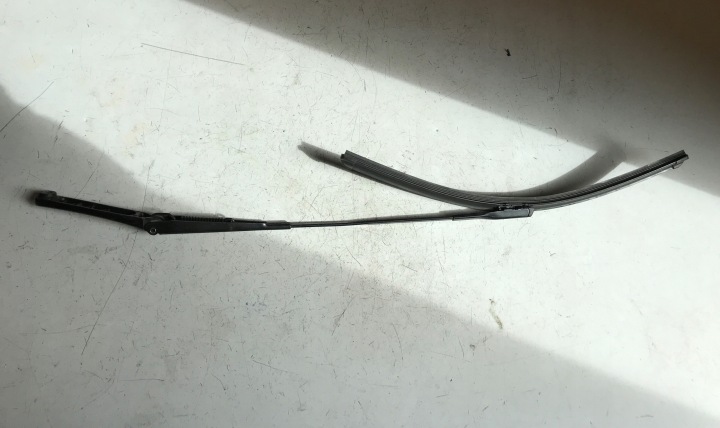 AUDI A5 CABRIO wiper arm right EUROPA