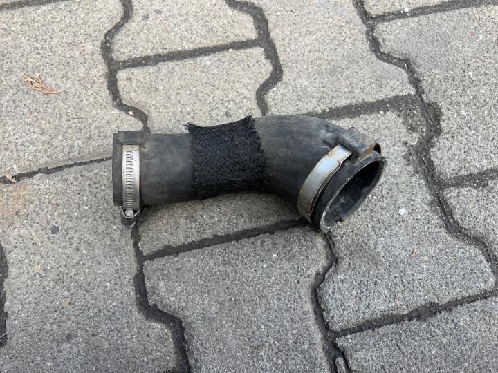 Hyundai I30 II 1.6B hose wiring Turbo