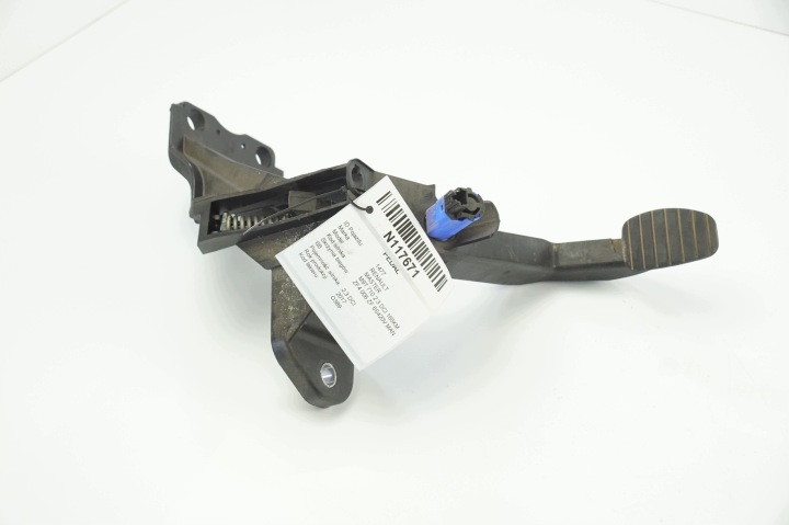PEDAL RENAULT MASTER III
