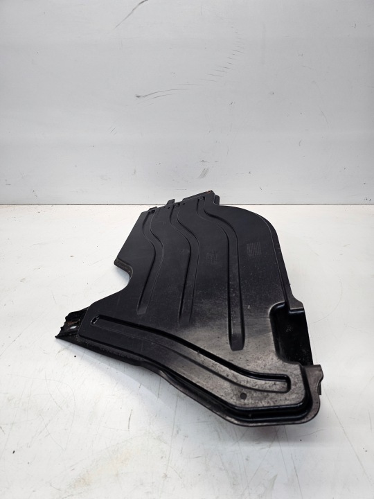 cover cover chassis left AUDI A3 8V 5Q0825206K
